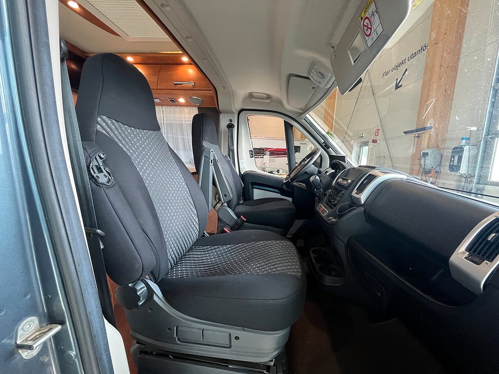 Carthago Malibu / Automat 150hk / Under 6m / B-kort - Carthago