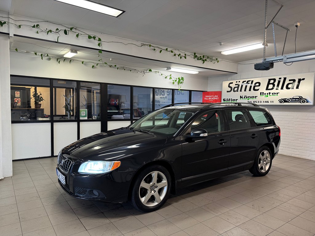 Volvo V70 2.4D Momentum,Servad/Kamrem bytt/Drag Euro 4!