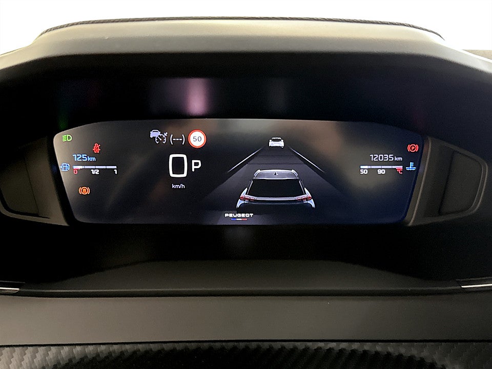 Bild på Peugeot 2008 Allure 1.2 PT 130hk Aut B-KAMERA CARPLAY