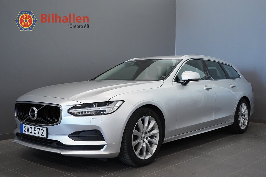 Volvo V90 D4 Momentum VoC Värmare Drag Navi