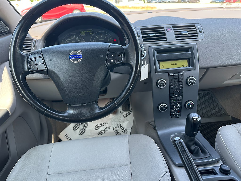 Volvo V50 T5 (230 hk) Kinetic DRAGKROK