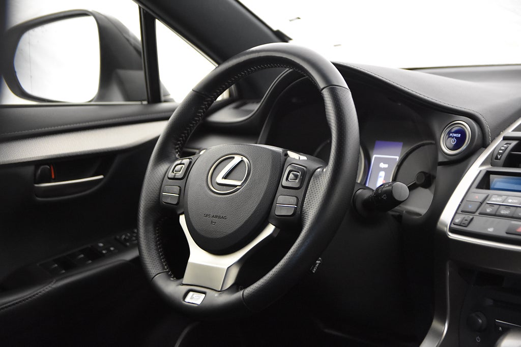 Lexus NX300h 2017 - miniatyr 18