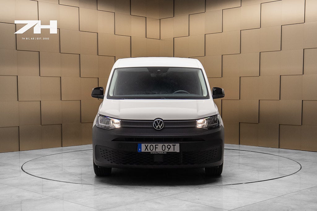 Volkswagen Caddy Cargo 2.0 TDI BMT / Dragkrok / Inrett skåp