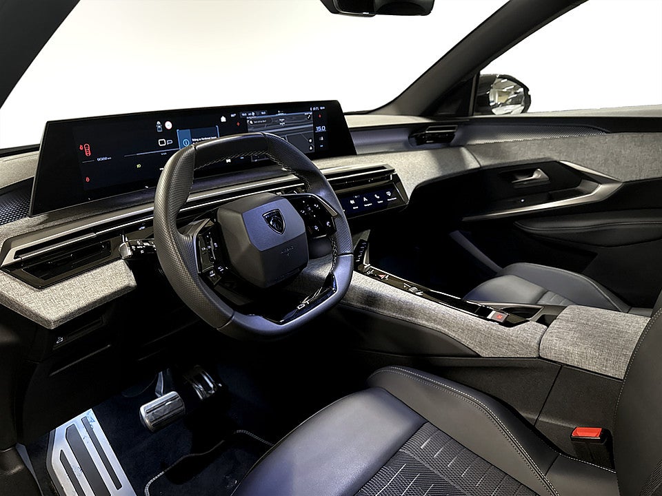 Bild på Peugeot 5008 GT Hybrid 145hk Aut 7-SITS BACKAMERA CARPLAY