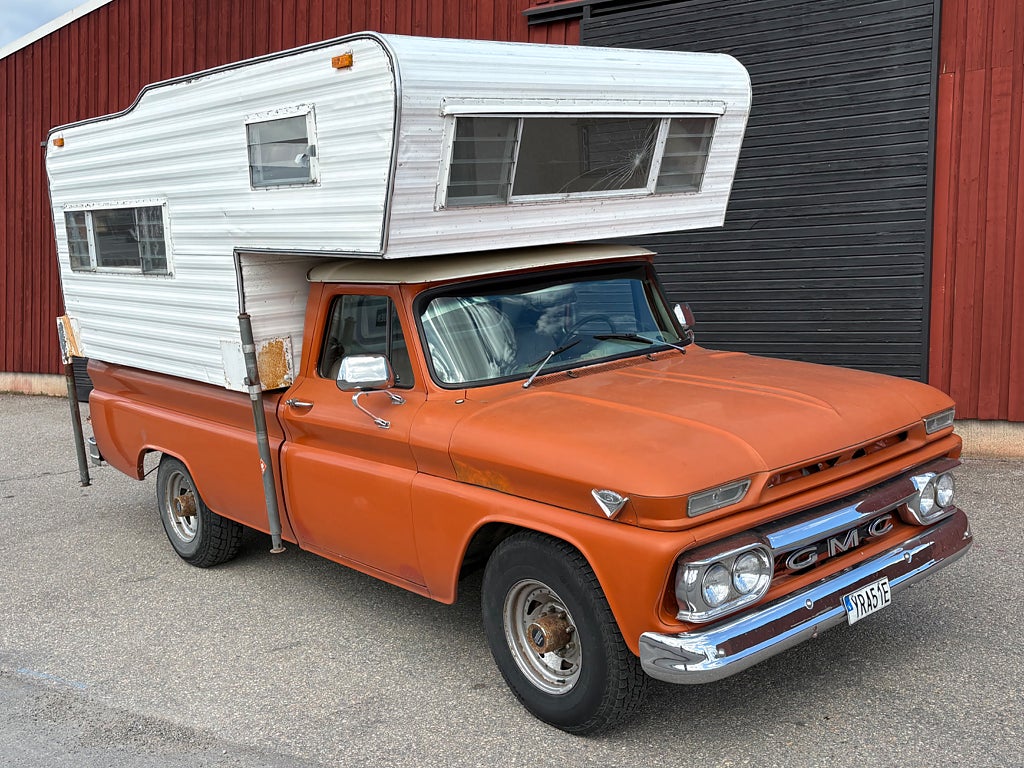 GMC Pickup med Camper - AVBET -