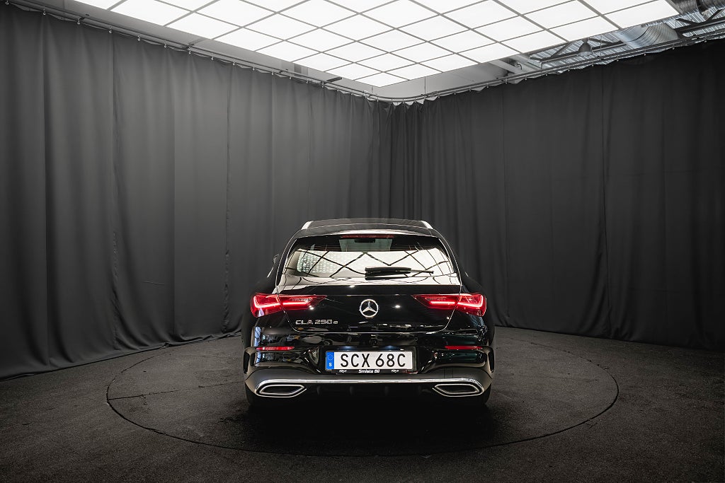Mercedes-Benz CLA 250 e Plug-in AMG KAMERA WIDESCREEN KEYLESS 1ÄGARE MOMS