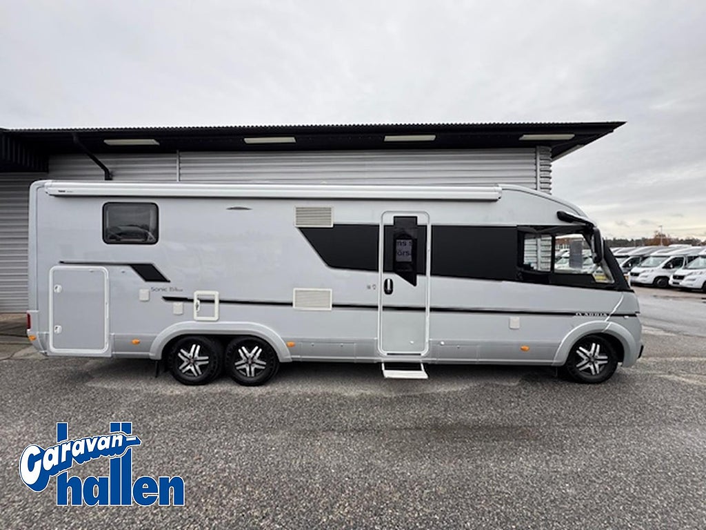 Adria Sonic Supreme I 810 SL (Dragkrok/Hydrauliska stödben/ Solpanel C