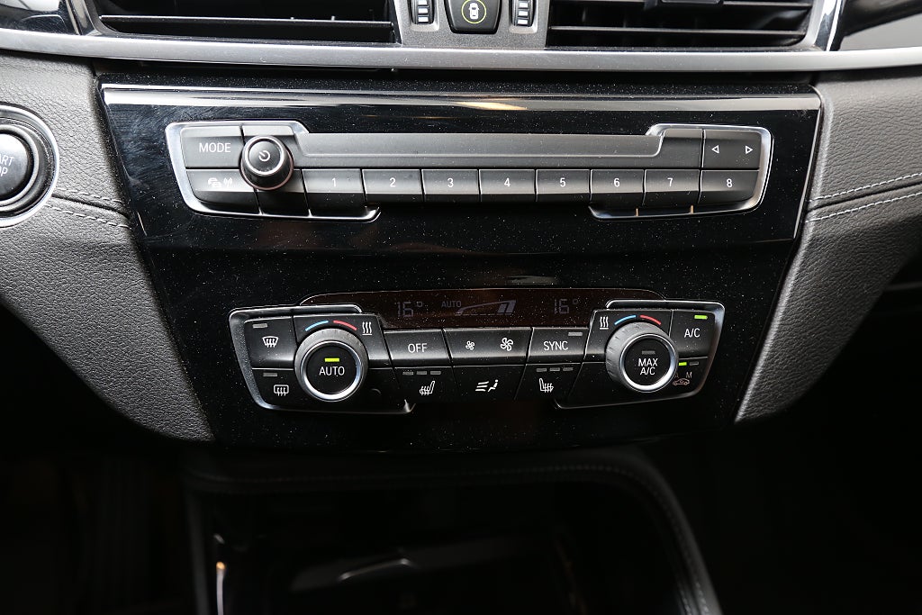 BMW X1 xDrive25e Plug-in xLine Aut Navi Kamera Drag 2021