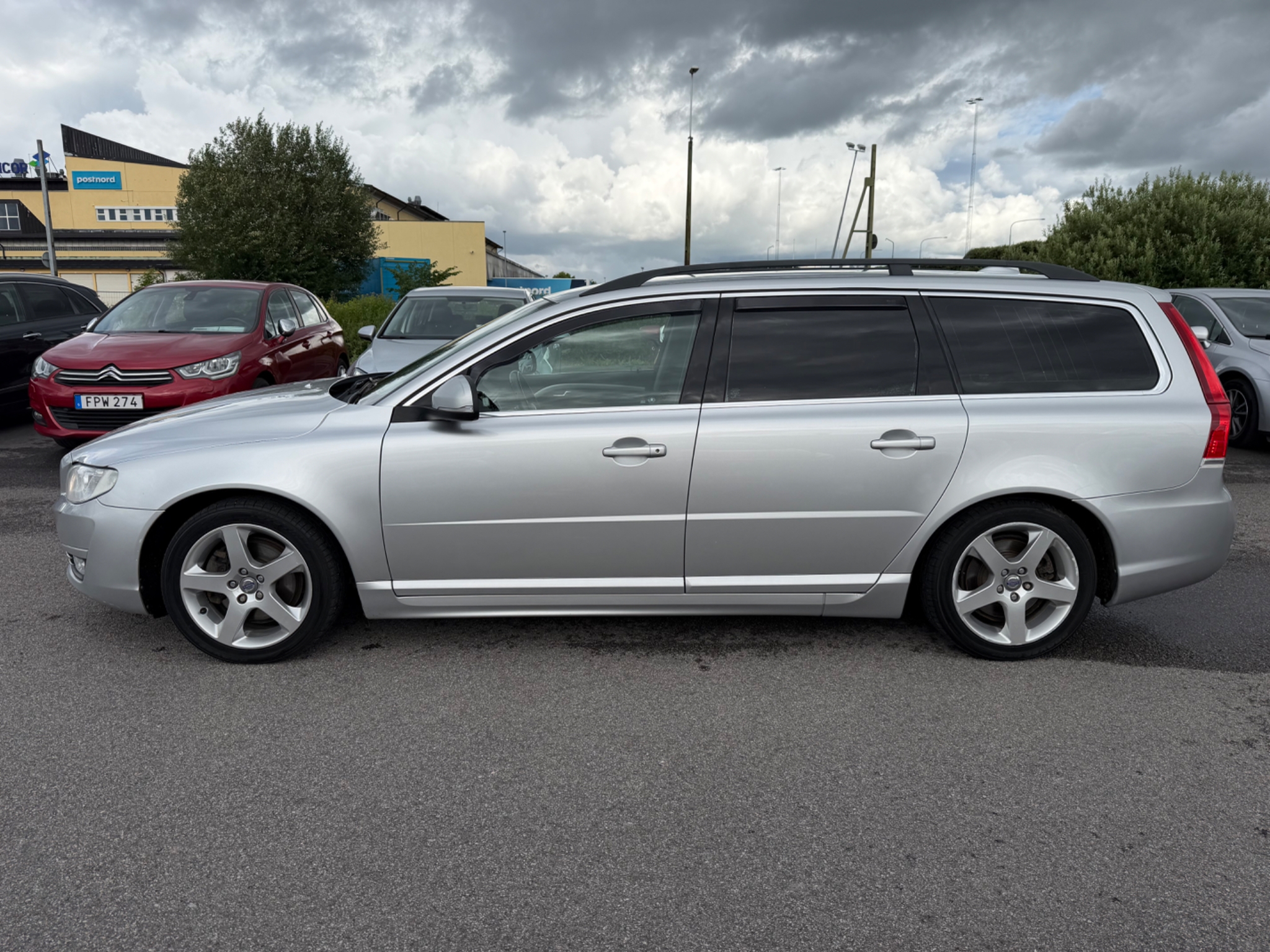 Volvo V70 D2 Momentum Euro 5 2015, bild 2/47