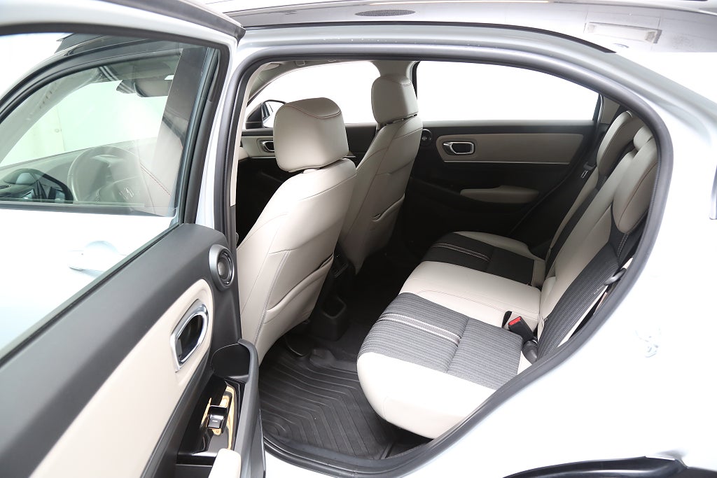 Honda HR-V e:HEV 1.5 i-MMD e-CVT Advanced Style Aut Serviceavtal 2022