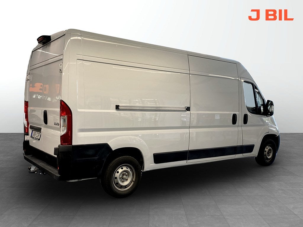 Bild på Peugeot Boxer PRO+ L3H2 2.2 BHDi 140hk - DRAG, B-KAMERA