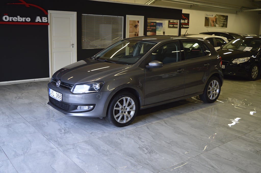 Volkswagen Polo 1.4 (86hk) Comfortline / Låga Mil / Nyservad & Ny Besiktad