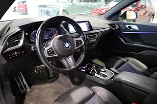 Sedan BMW 218 11 av 27