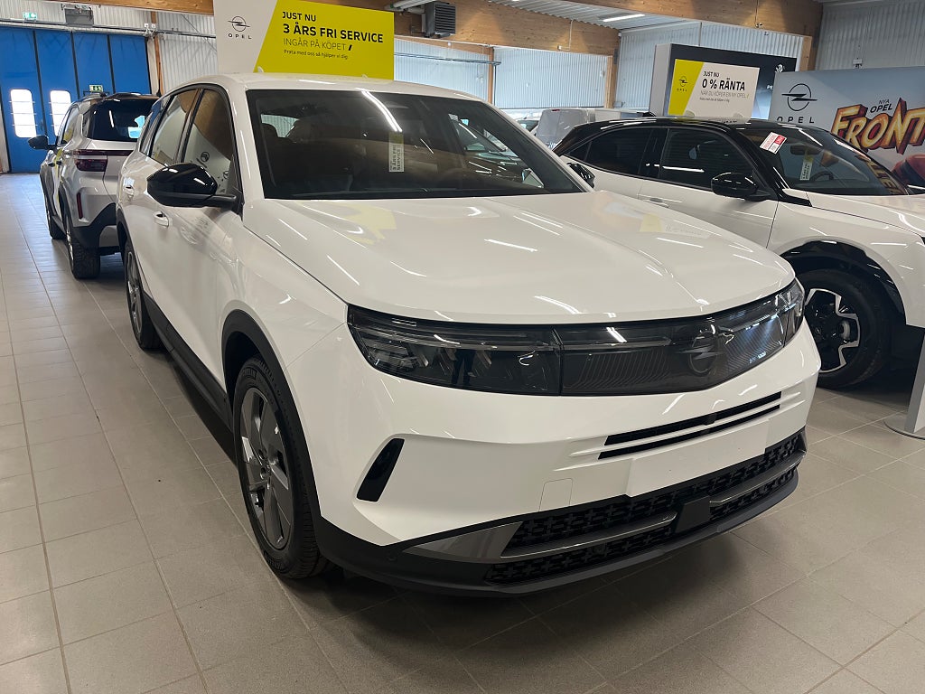 Opel Grandland Grandland Hybrid 1.2 Turbo Aut 145 kampanj 0% ränta thumbnail