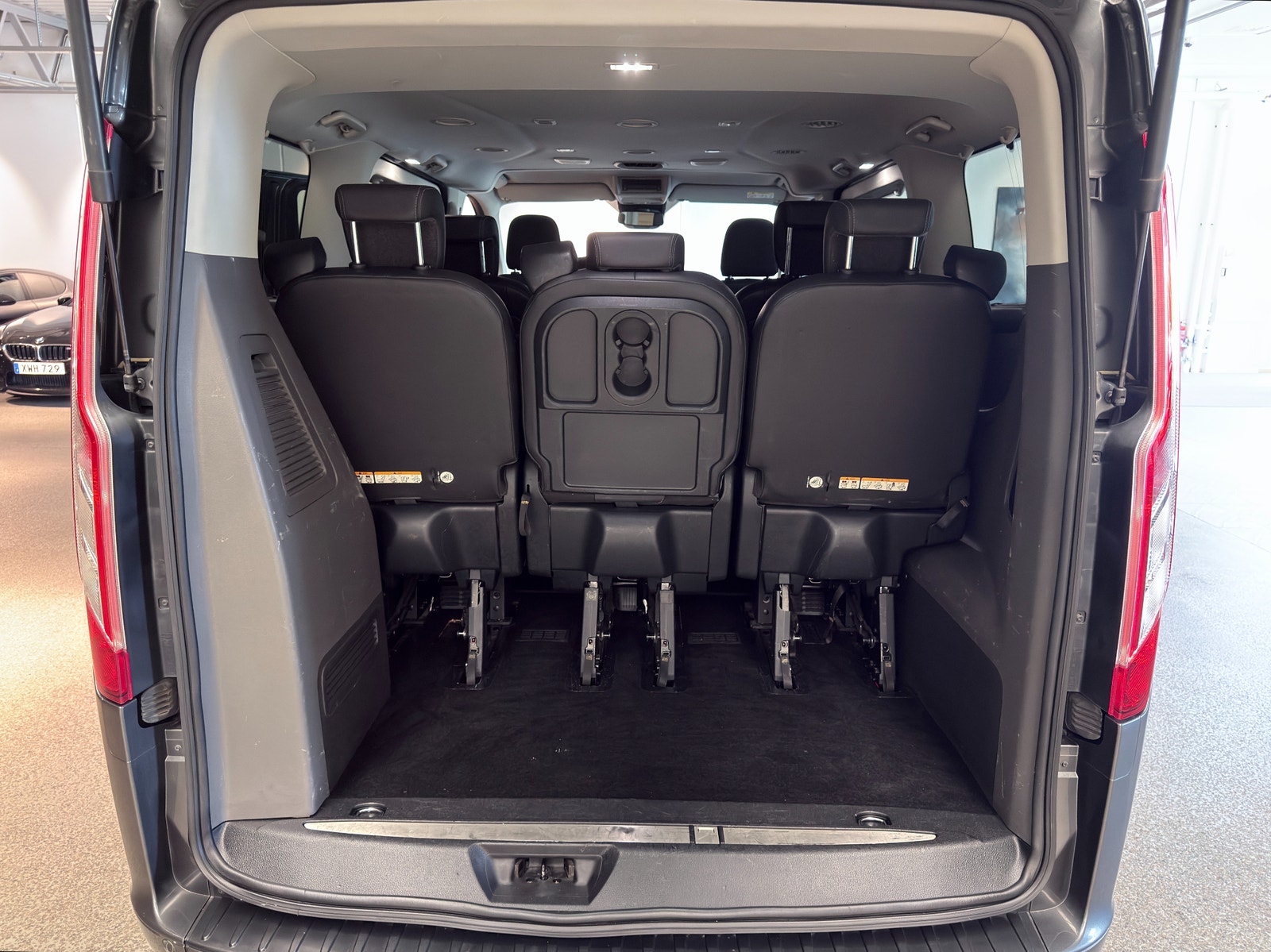 Ford Tourneo Custom Sport 2.0 TDCi 170hk | 8-sits | Drag | Värmare 2019 - miniatyr 21