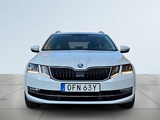 Skoda Octavia Kombi 1.5 TSI SoV-Däck/Kamera/P-sens/Skinn/Lågskatt – bild 2