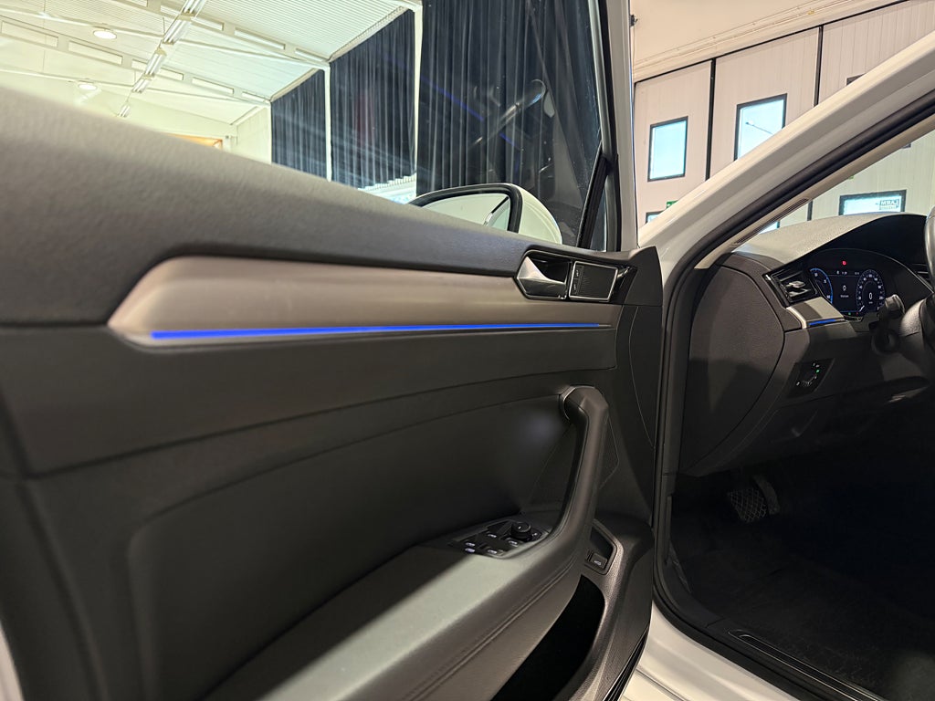 Volkswagen Passat bild 6
