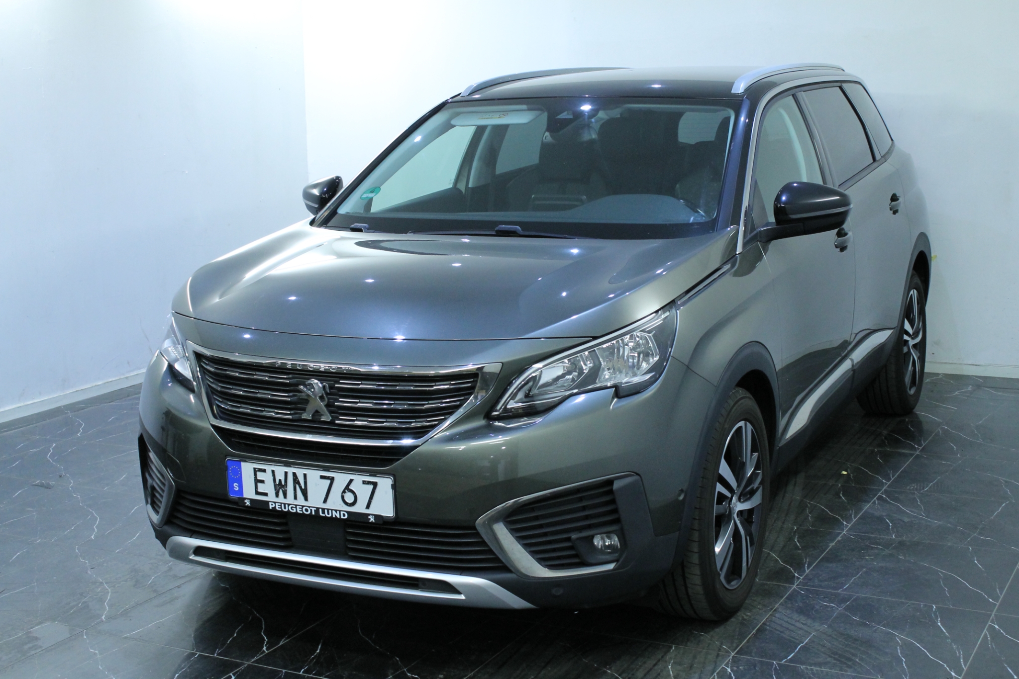 Peugeot 5008 1.6 BlueHDi 120 Allure 2017, bild 4/10