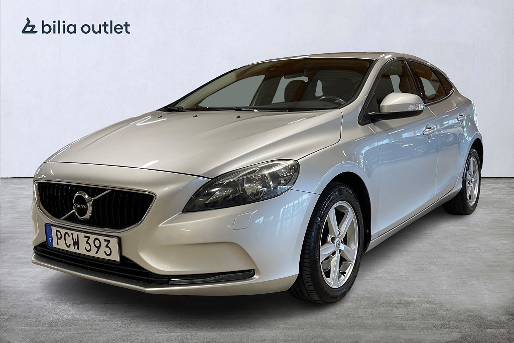 Volvo V40 T2 Business / Värmare / Dragkrok / Bluetooth
