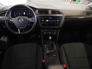SUV Volkswagen Tiguan 15 av 23