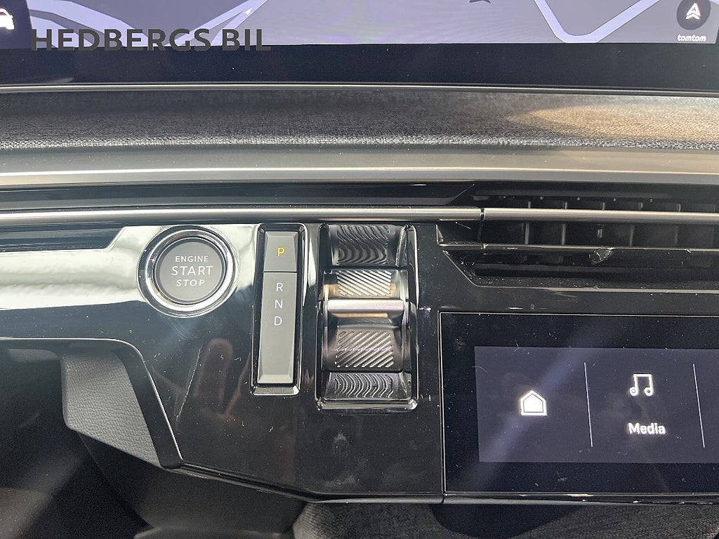 Peugeot E-3008 ALLURE LONG RANGE 98Kwh  thumbnail