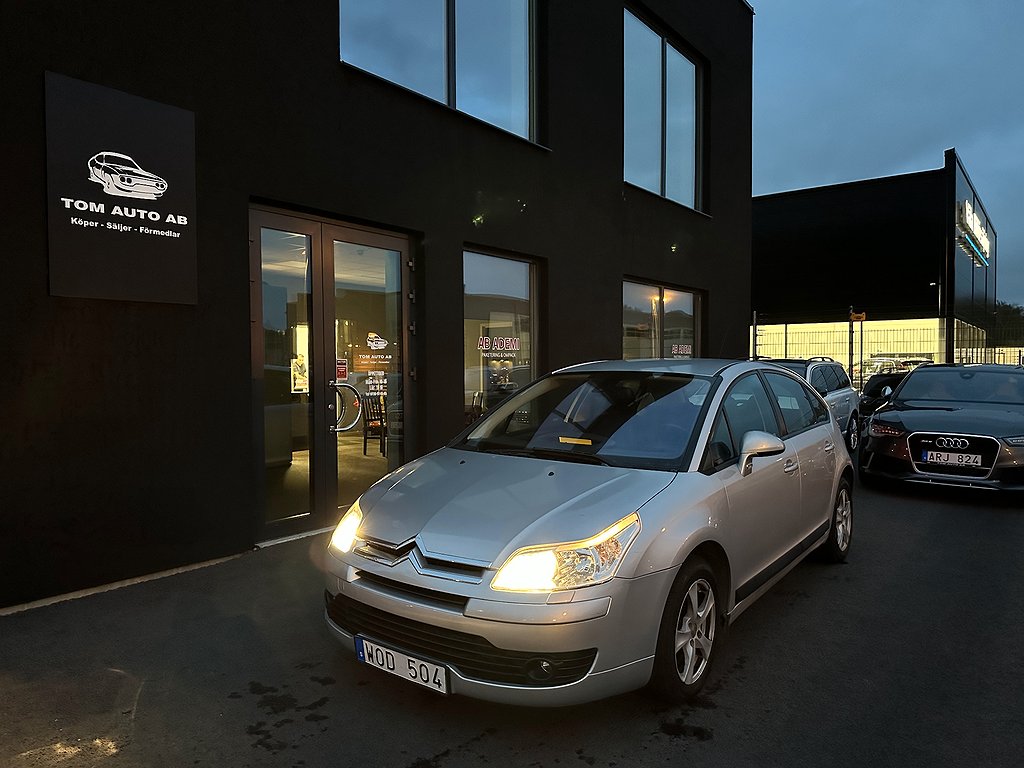 Citroën C4 1.6 Låg mil