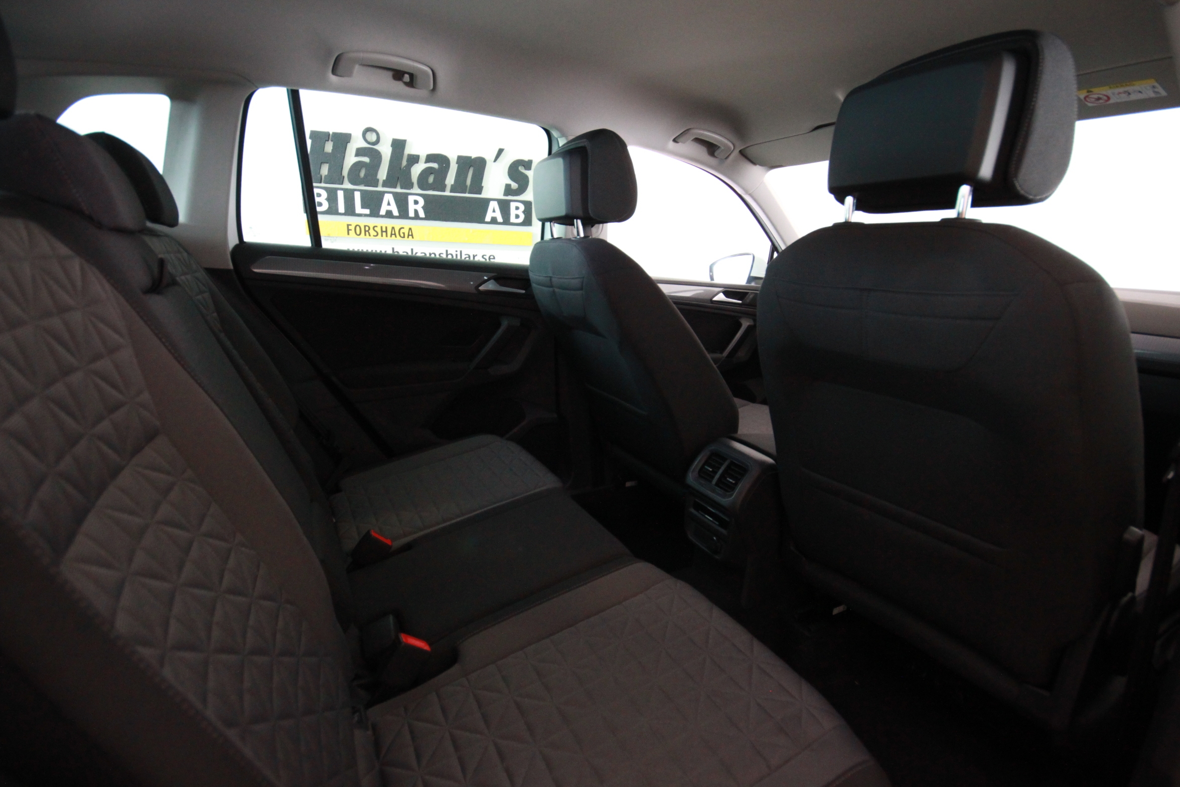 Volkswagen Tiguan 2022, bild 4/10