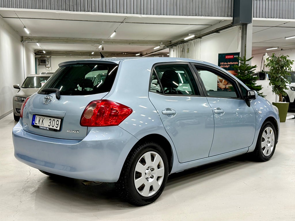 Toyota Auris 5-dörrar 1.6 Dual VVT-i Vinterhjul Hemleverans - miniatyr 5