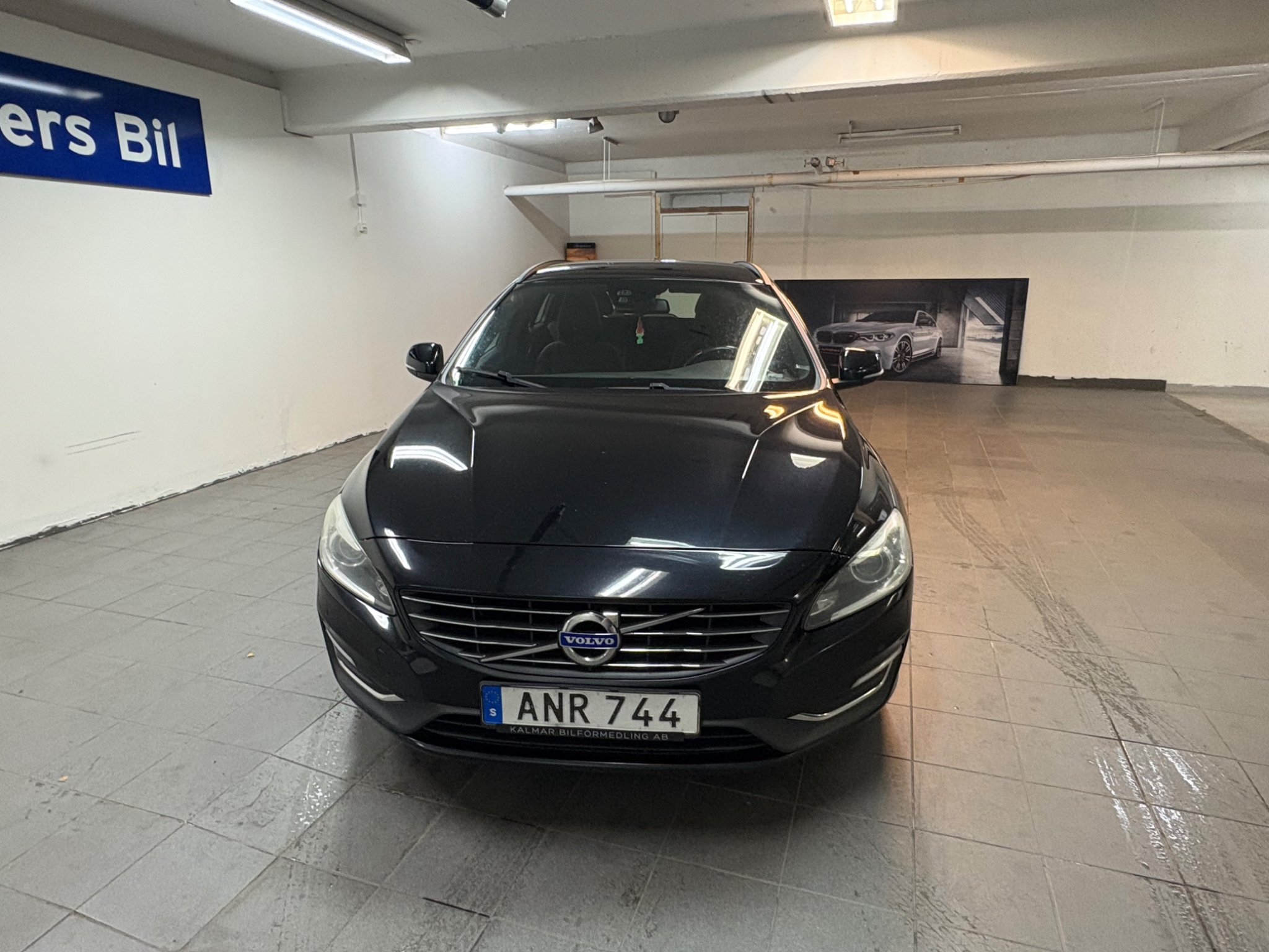 Volvo V60 D4 Momentum 181Hk 2015, bild 6/55