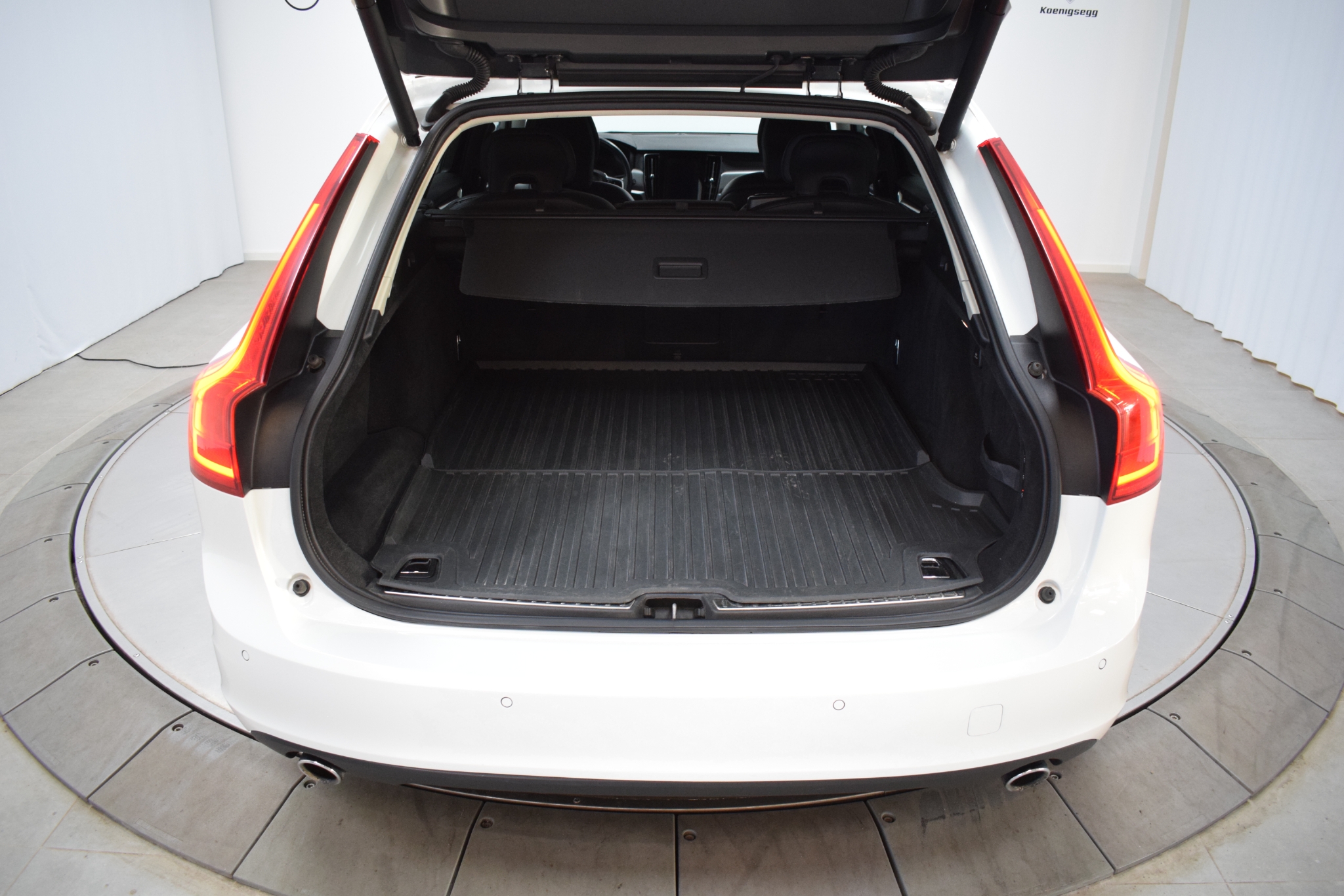 Volvo V90 2019, bild 3/10