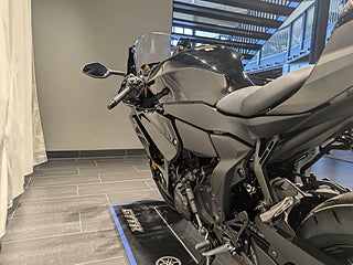 Yamaha YZF-R7 Tech Black / Räntekampanj 3,45% / Omgående lev!