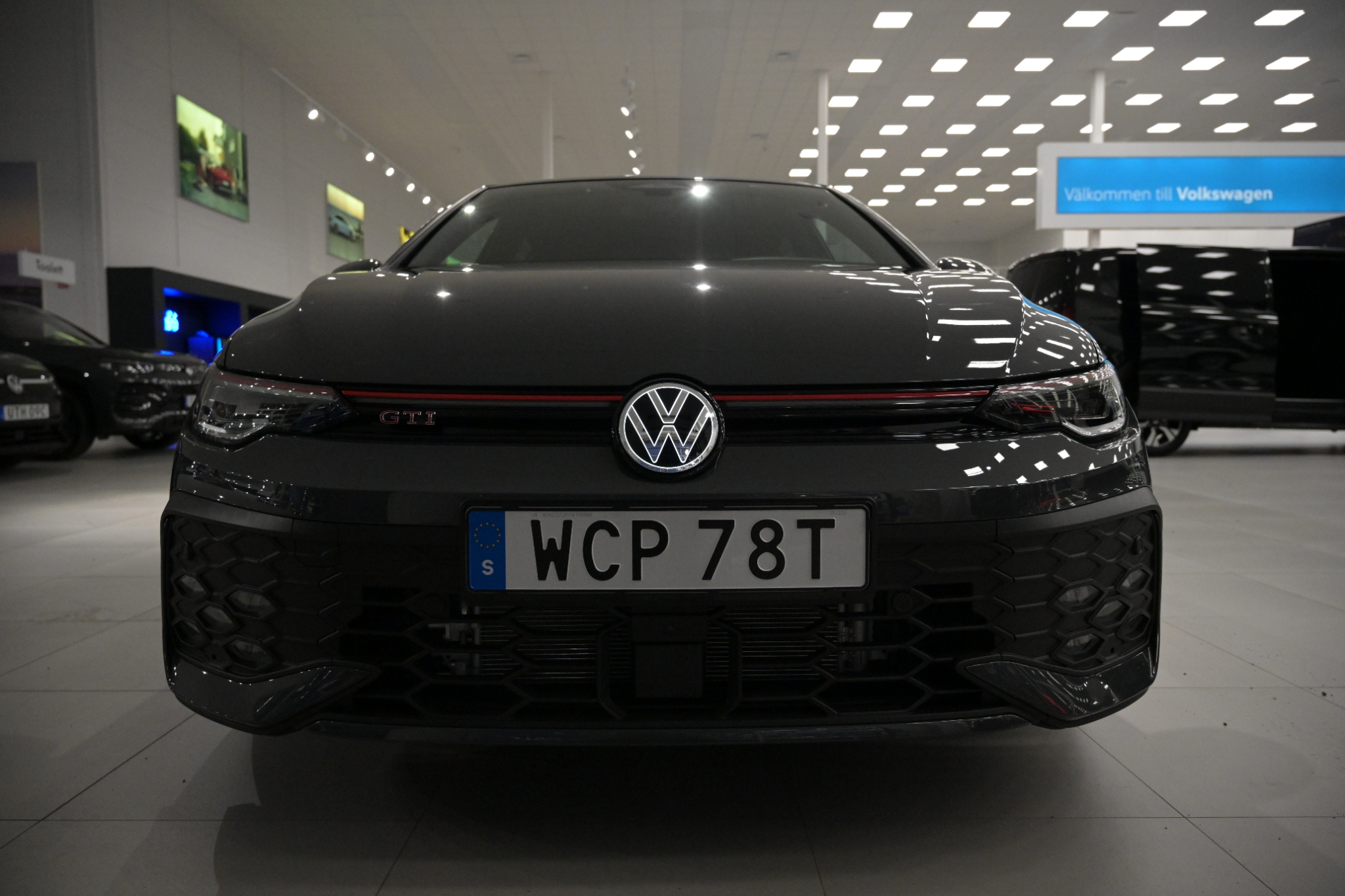 Volkswagen Golf GTI 265 hk 2026, bild 3/50