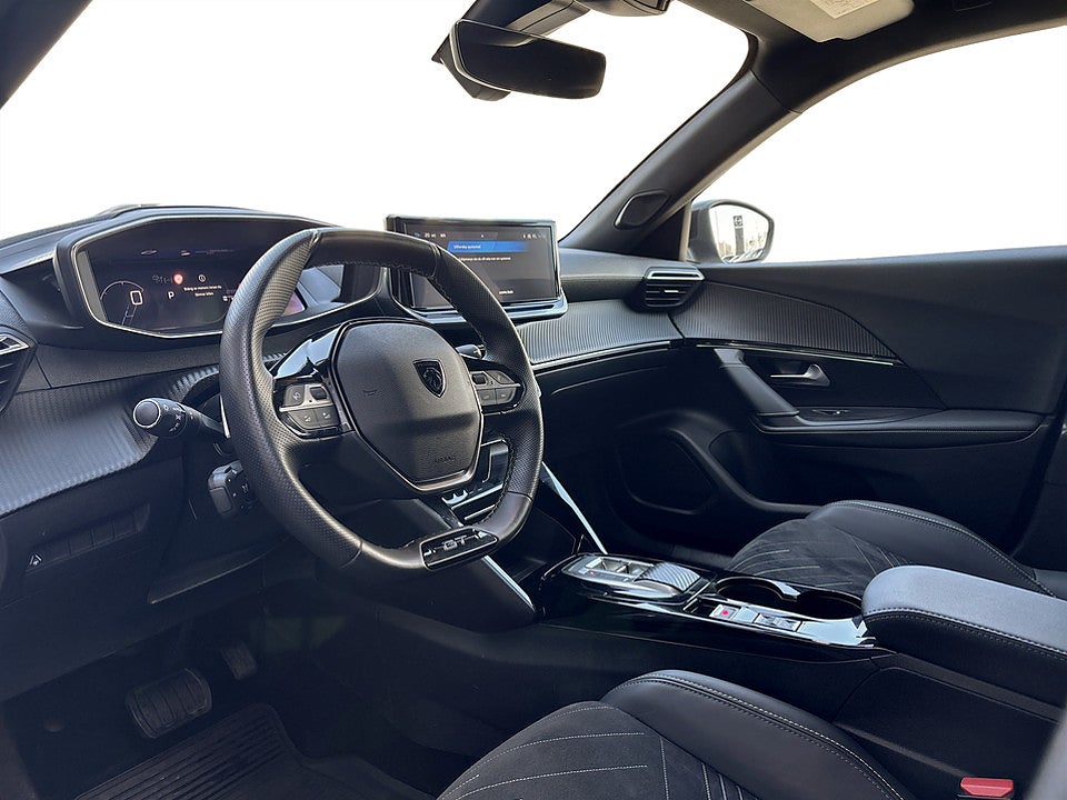Bild på Peugeot 2008 GT 1.2 PT 130hk Aut B-KAMERA CARPLAY