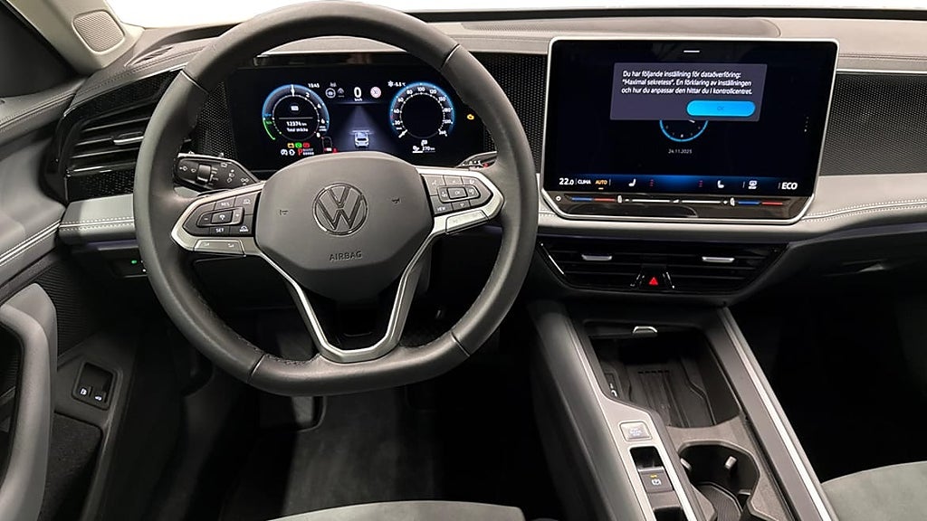 Volkswagen Passat Variant eHybrid BUSINESS 1.5 TSI 204HK