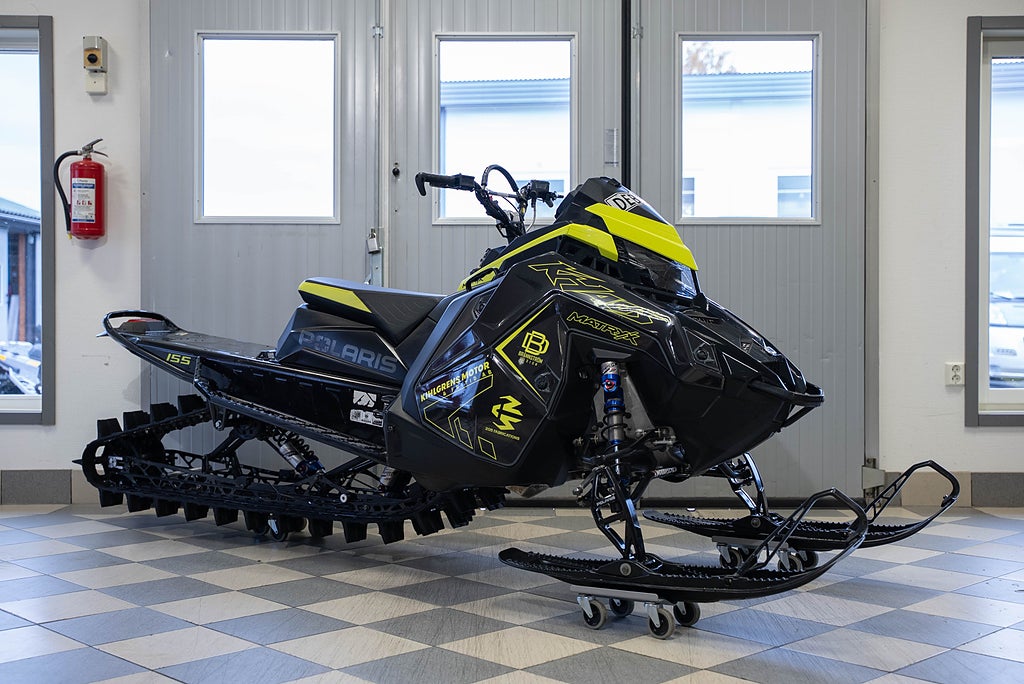 Polaris 850 RMK Khaos 155" *7S Display*