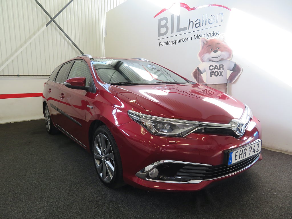 Toyota Auris Touring Sports Hybrid e-CVT 136HK Executive