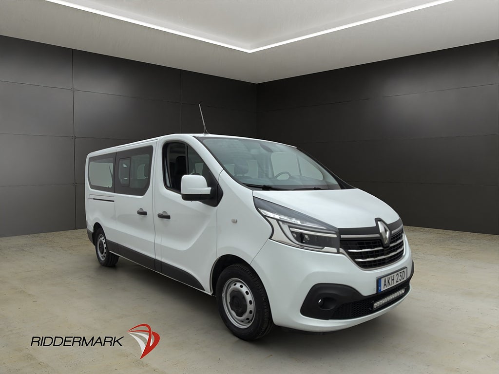Renault Trafic Grand Kombi Lång Värm Drag Kamera 9-Sits Moms