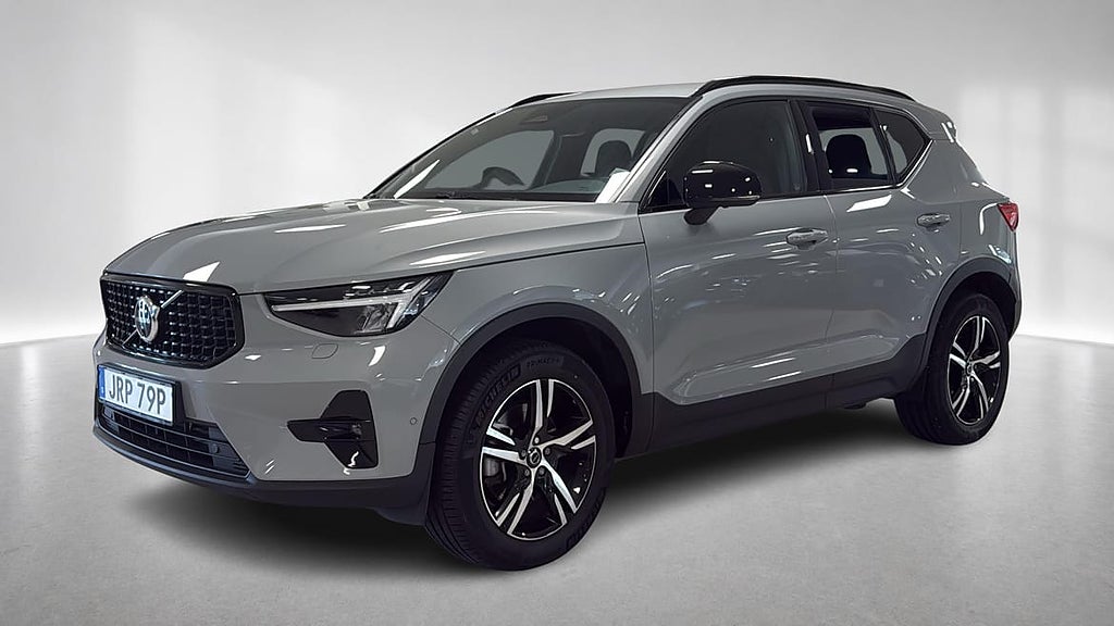 Volvo XC40 B3 FWD Bensin Plus Dark