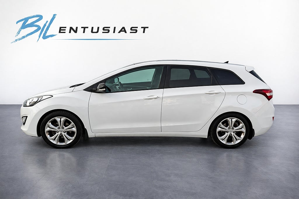 Hyundai i30 Kombi 1.6 CRDi AUTOMAT, PANORAMA, Drag, full servad SoV
