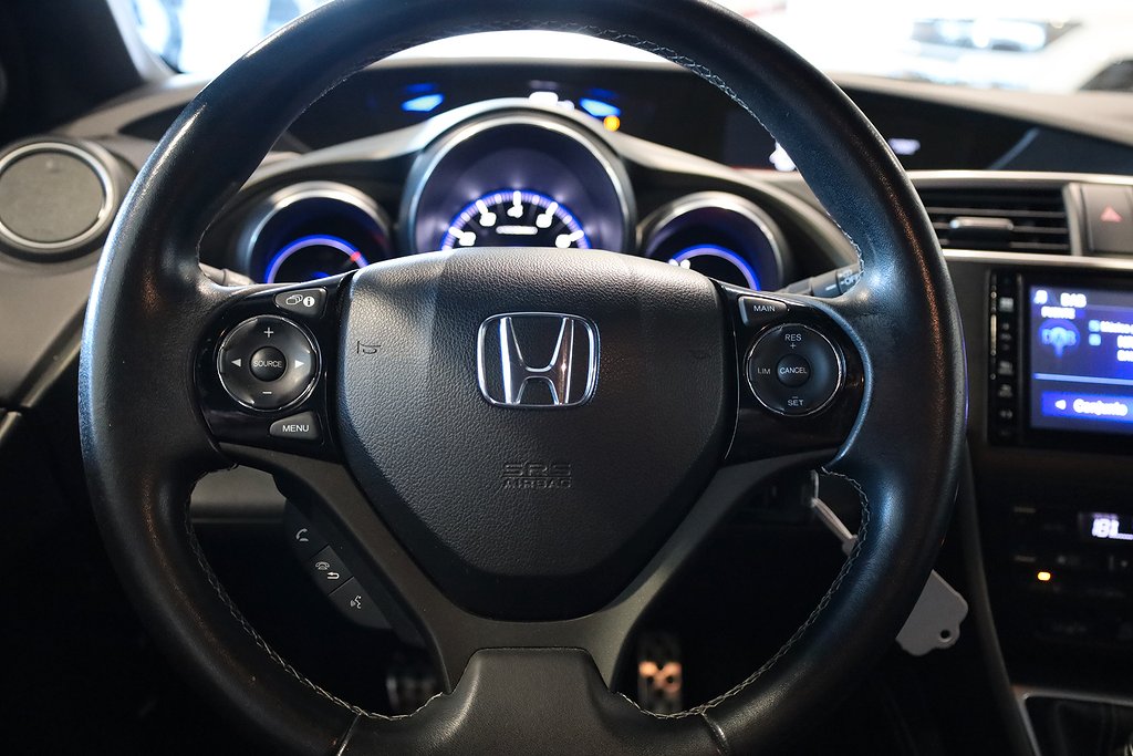 Honda Civic 1,8 i-VTEC 142HK Sport 5-D Kamera Nyservad 2015