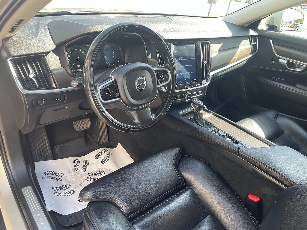 Volvo V90 Cross Country D4 AWD Pro 190 hk Välutrustad
