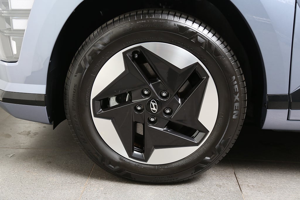 Hyundai Kona Electric Standard Range Essential 48,4 kWh | Moms 2024