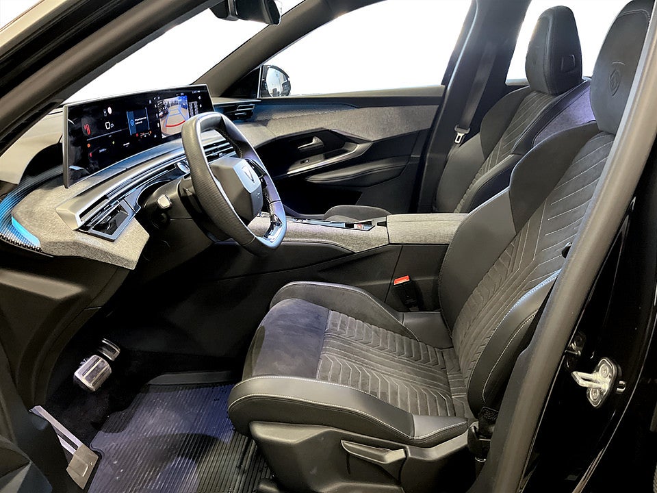 Bild på Peugeot 3008 GT Hybrid 145hk Aut B-KAMERA CARPLAY