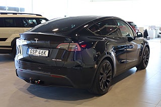 SUV Tesla Model Y 6 av 16