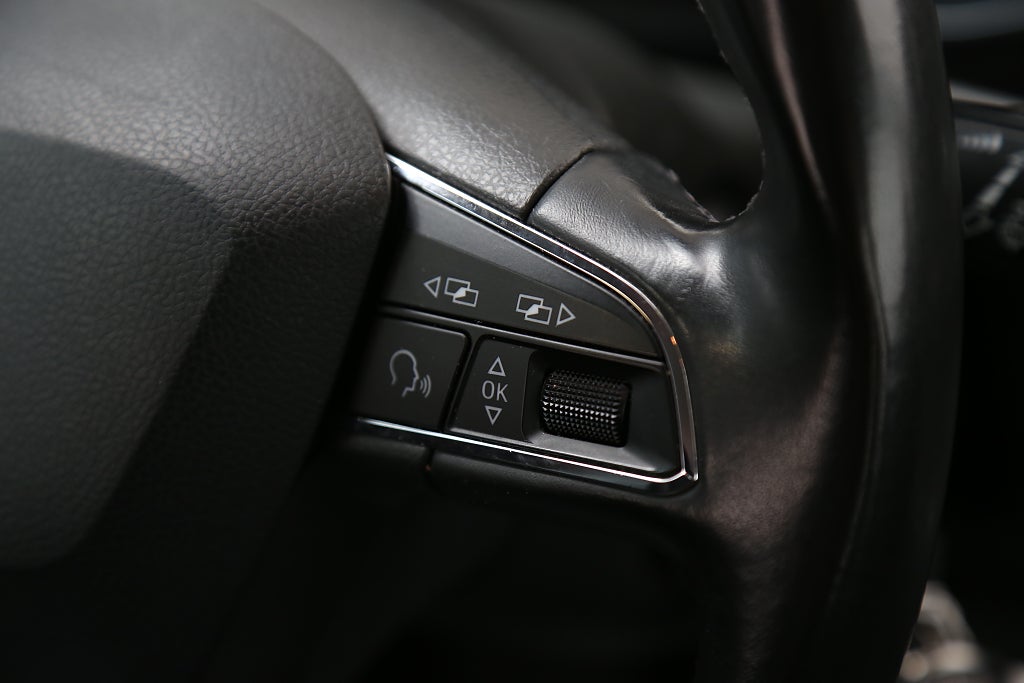 Seat Leon ST 1,2 TSI 110hk Style Kombi Aut Dragkrok 2016