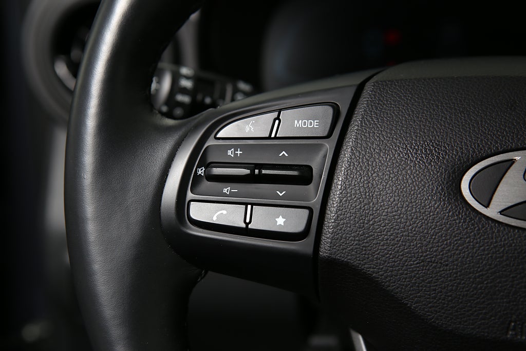 Hyundai i10 1,0 blue AMT | Essential | Farthållare | Automat