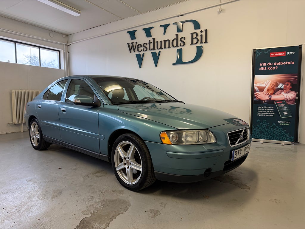 Volvo S60 2.4 140hk | Skinn | M-Värm | Nybesiktigad | Farthållare