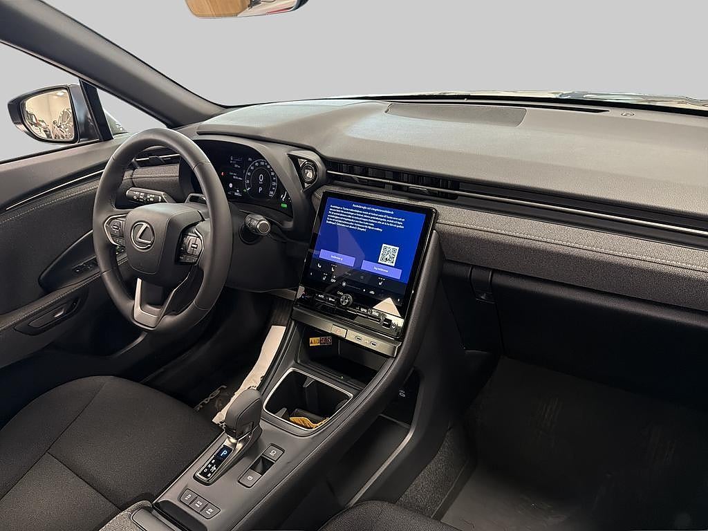 Lexus LBX 2025 - miniatyr 6