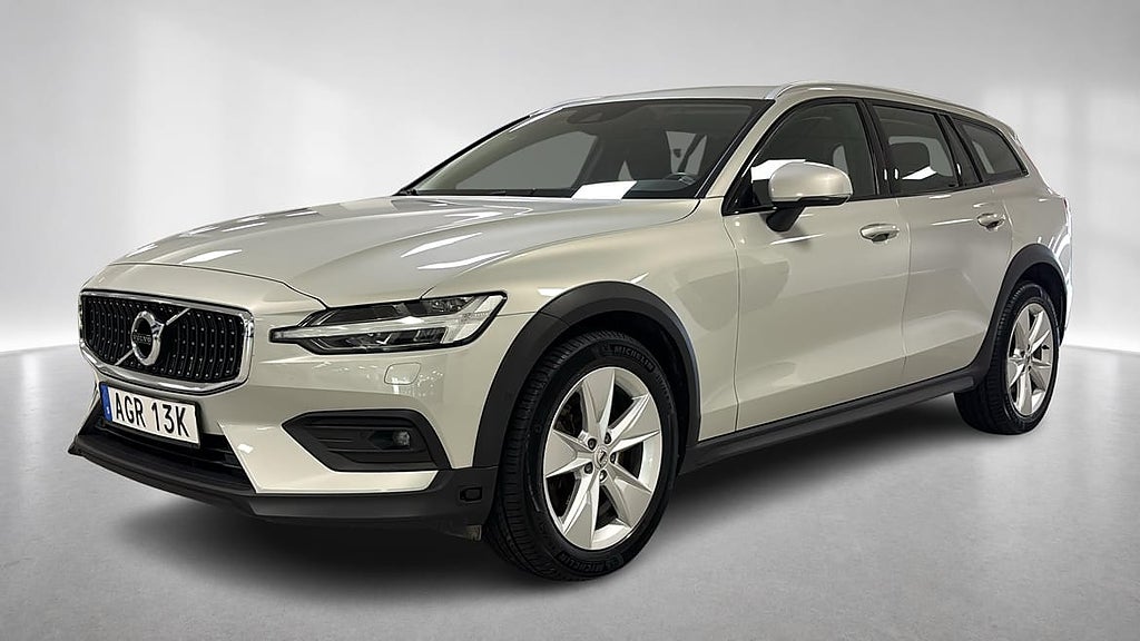 Volvo V60 Cross Country B4 AWD Diesel AdvNavi Edt