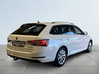 Skoda Superb Kombi 2.0 TDI 4×4 Business Style Drag Dvärme CANTON S&V – bild 6